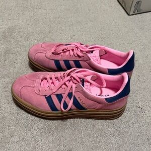 Adidas Women's Pink and Navy Sneakers